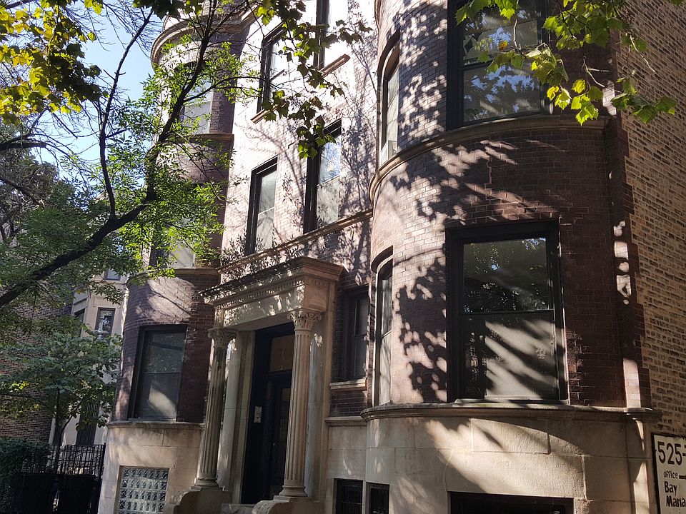 1st image of 700 W Buckingham Pl APT 2
