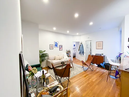 Rented by Union Square Property Management | media 4