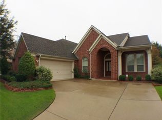 2459 Waterside Dr, Grand Prairie, TX 75054