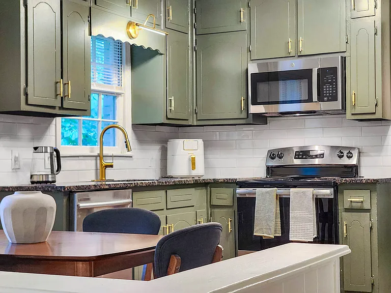 Emerald Springs Dr — Photo 4