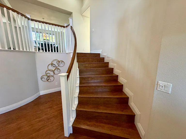 5205 Skyler Ct — Photo 9