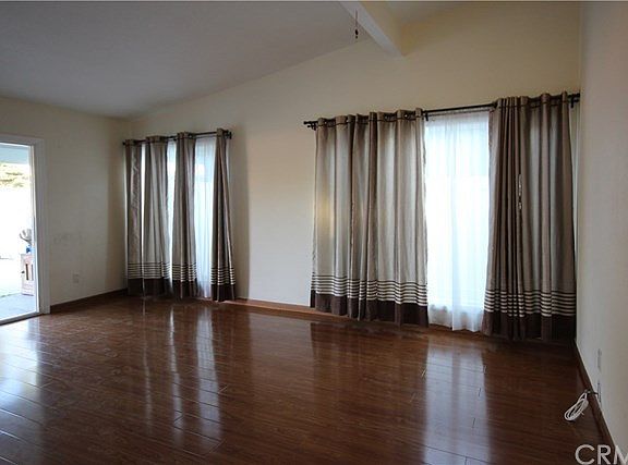 2nd image of 13572 Edwards St
