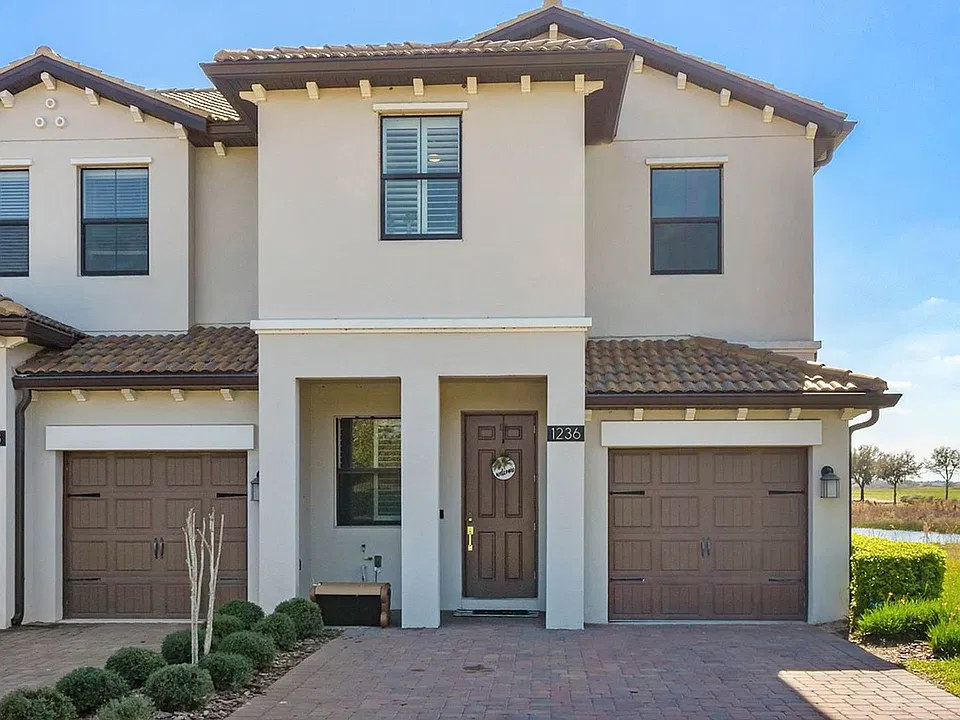 1236 Royal Street George Blvd