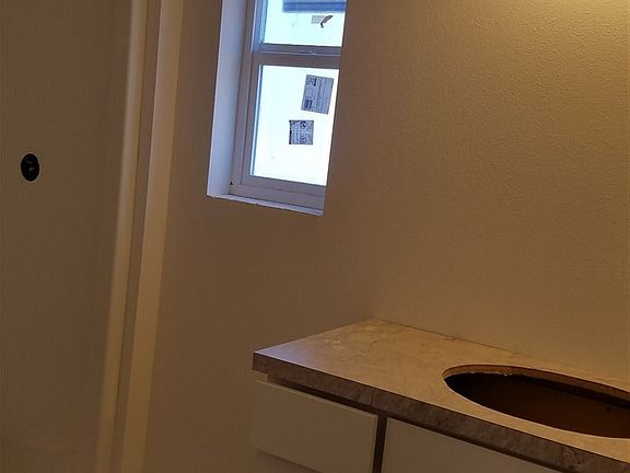 4th image of 20222 E 8th Ave