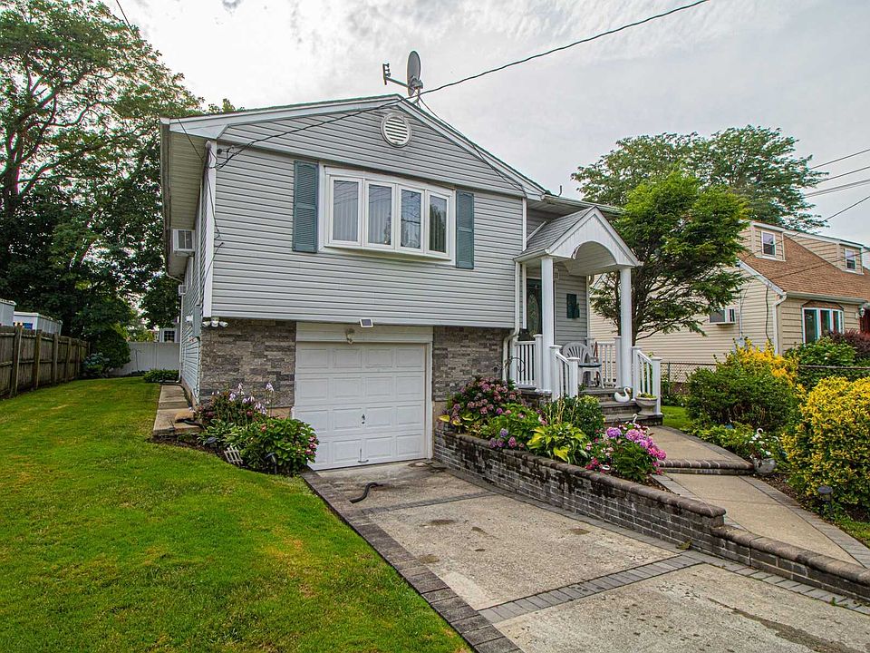 1st image of 169 Swalm St