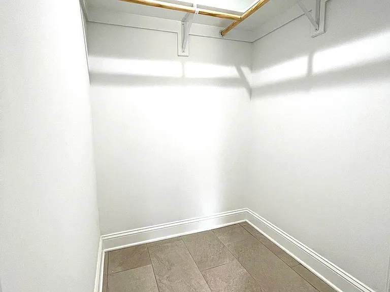 1412 Montague St NW #B — Photo 13
