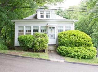 18 Wentworth St, Westwood, MA 02090