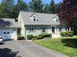 27 Killeen Rd, East Walpole, MA 02032