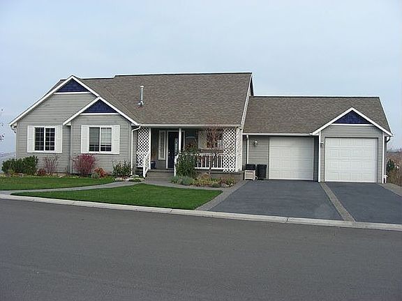 Front View with Extra Parking