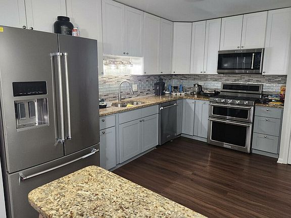 5th image of 11318 Moraine Dr #G