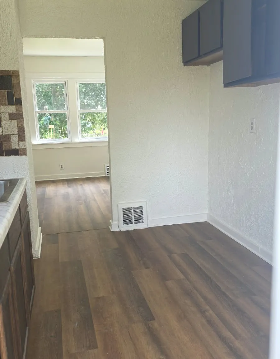 2 bed, $1,375 — Photo 4