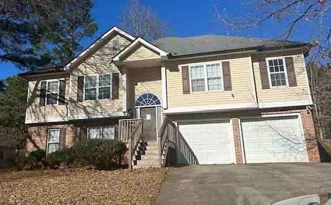 90 Chestnut Dr photo 1
