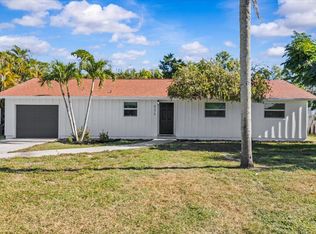 8379 SE Camellia Drive, Hobe Sound, FL 33455