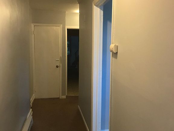 5th image of 253 A Western Ave #1