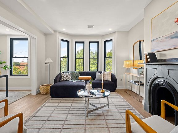 2nd image of 18 Yale Ter APT 2