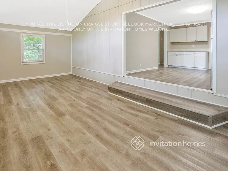 3035 Kingston Ct NW — Photo 8