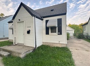 24528 Grove Ave, Eastpointe, MI 48021