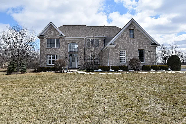 6N375 E Ridgewood Dr photo 1