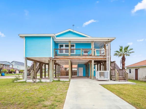 423 S 7th St, Port Aransas, TX 78373