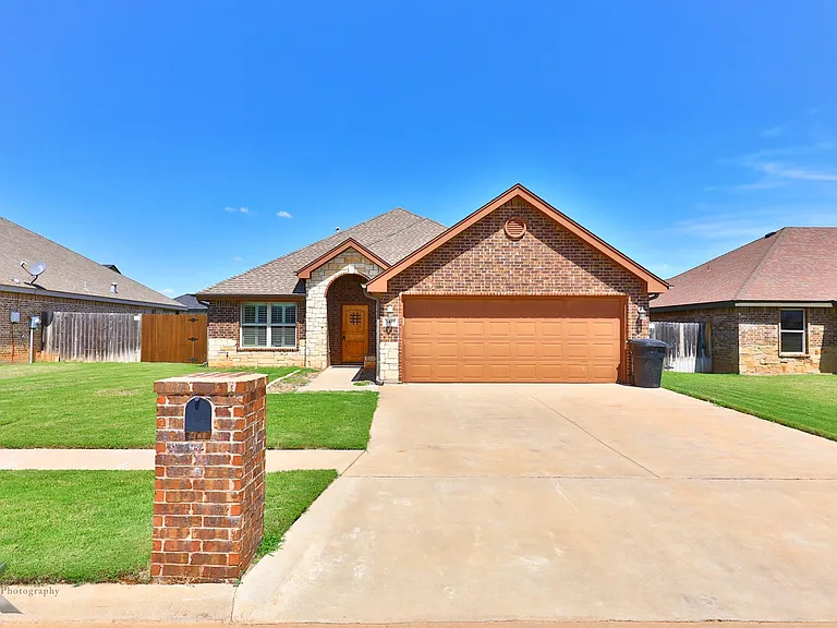 3418 Firedog Rd — Photo 2