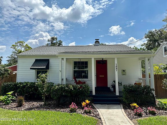2nd image of 1527 TIBER Avenue