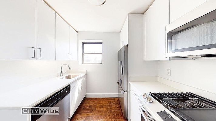 1st image of 145 E 16th St APT 11e