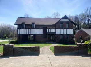 619 Amanda Furnace Dr, Ashland, KY 41101