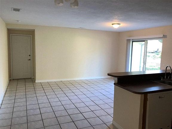 4th image of 12102 N 60th St #B