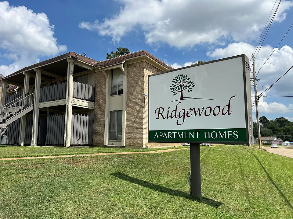 Ridgewood Apartments