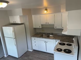320 E River St #5, Grand Ledge, MI 48837