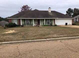 412 Eaglewood Ln, Florence, MS 39073