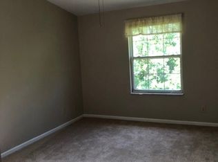 343 Deepwoods Dr, Highland Heights, KY 41076