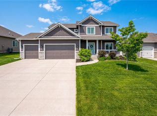 514 NW Ridgeline Dr, Ankeny, IA 50023
