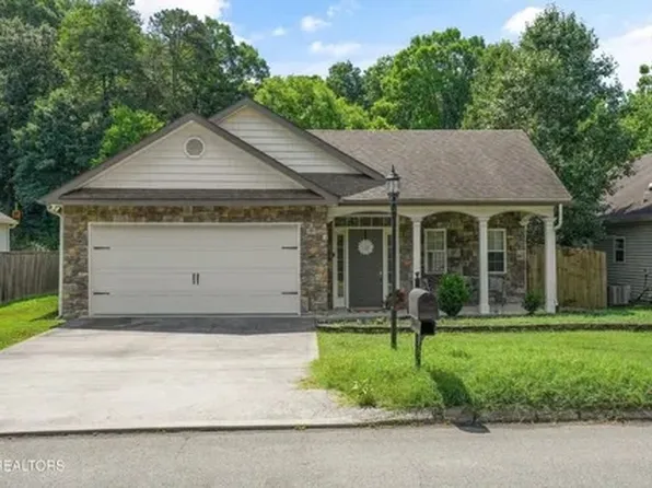 10816 Meriwether Ln, Knoxville, TN 37934