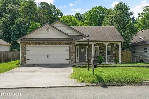 10816 Meriwether Ln Photo 1 10816 Meriwether Ln Photo 1