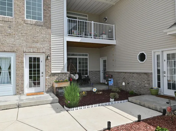 1625 Grey Fox TRAIL #C, Mukwonago, WI 53149