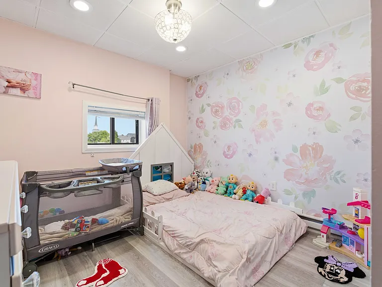 64 Foster St #305 — Photo 7