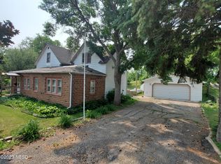416 W Oak St, Sisseton, SD 57262