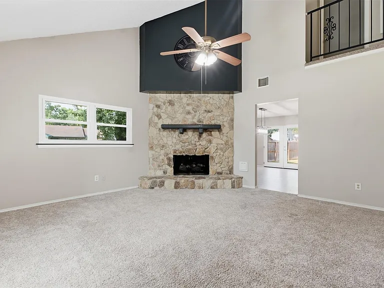 4118 Garden Springs Dr — Photo 3
