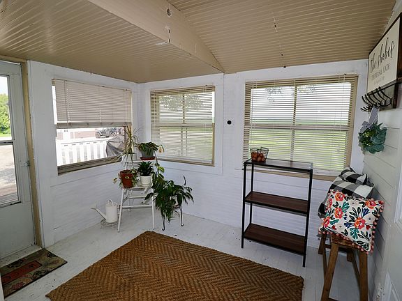5th image of 6136 E County Road 400 N