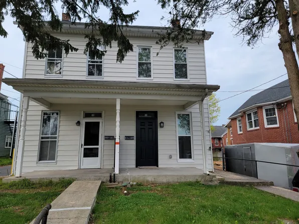 113 E Chestnut St, Ephrata, PA 17522