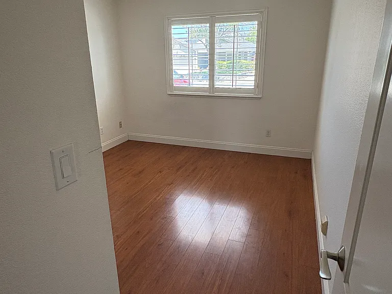 2235 Ventnor Ln — Photo 14