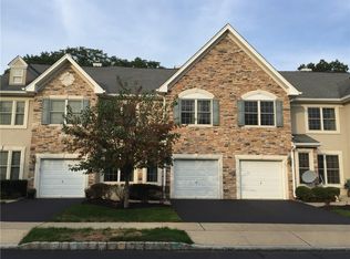 59 Osprey Dr #59, Old Bridge, NJ 08857