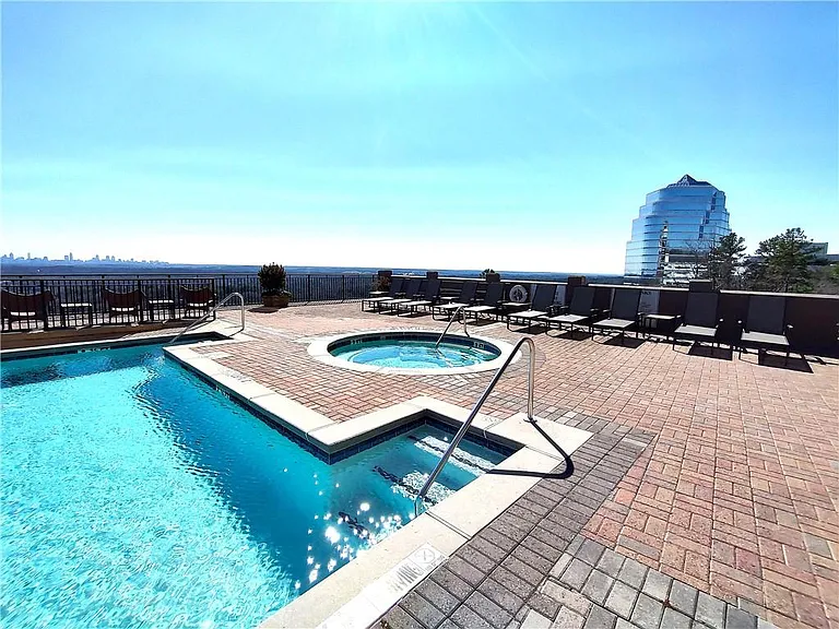 2950 Mount Wilkinson Pkwy SE #402 — Photo 37