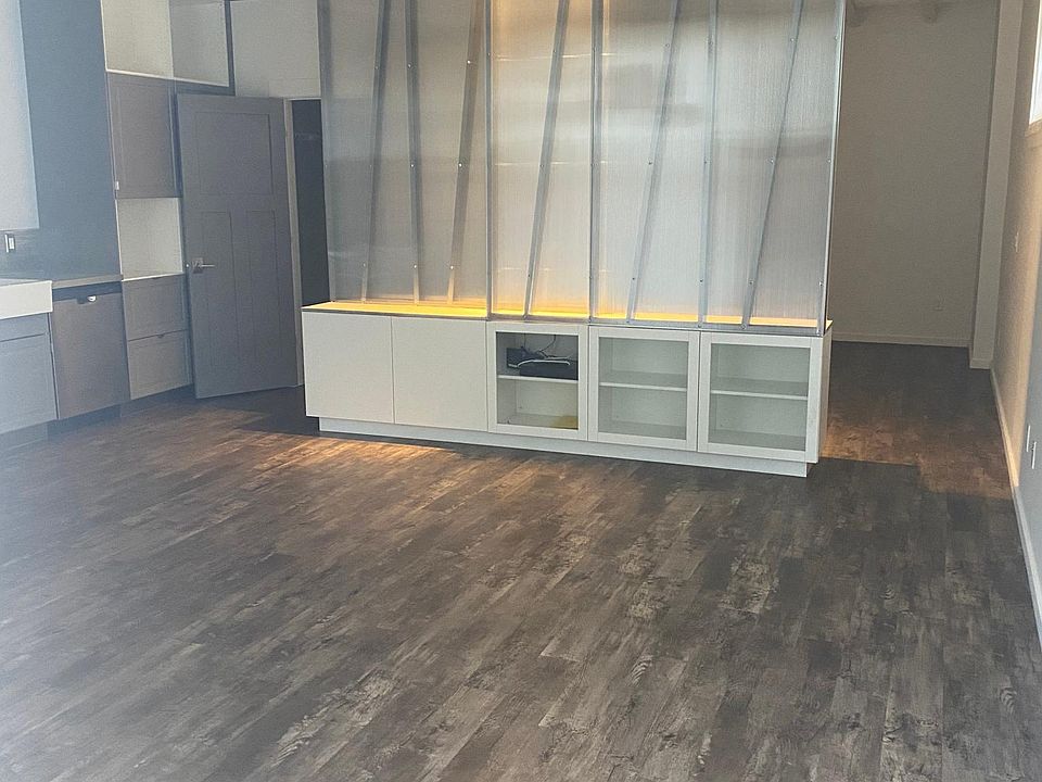 1st image of 1405 Heritage Dr #103