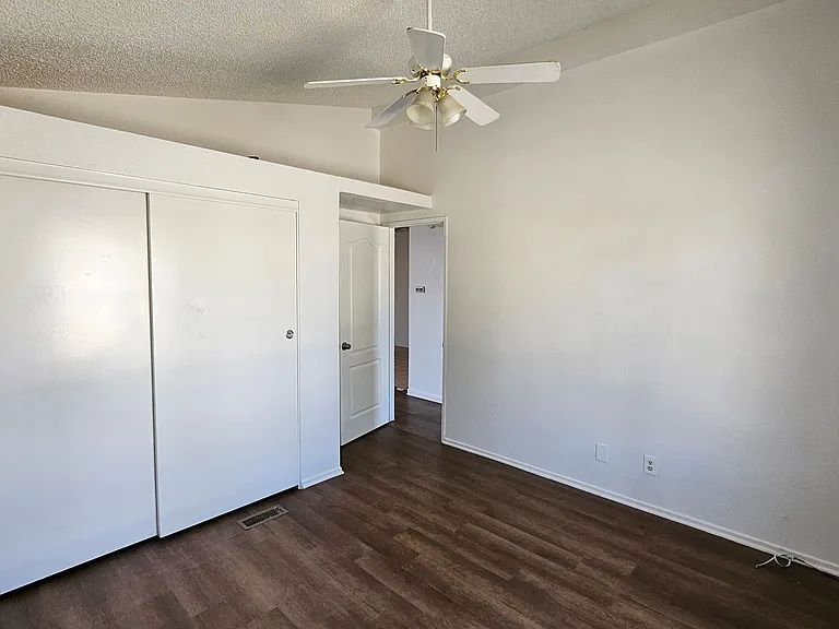 21761 Wisteria St — Photo 7