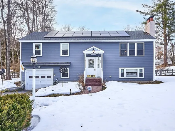 31 Rangeley Rd, Lunenburg, MA 01462