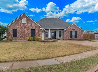 1537 Nottoway Pl, Bossier City, LA 71112