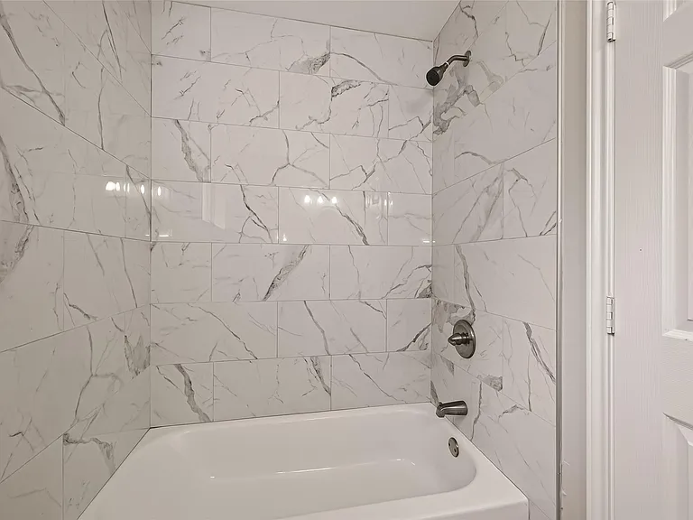 8607 Valley Forest Dr — Photo 21