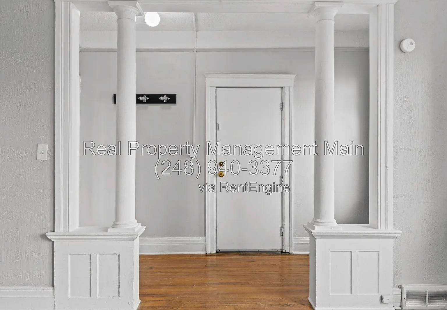 3 bed, 1.0 bath, 1100 sqft, $1,400 — Photo 3